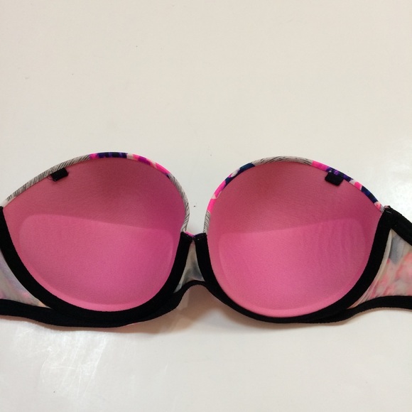 PINK Victoria's Secret Wear Everywhere Push-up Bra - Picture 6 of 9